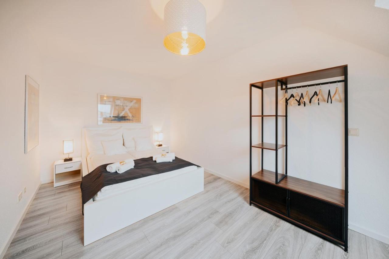 Bliss Place - Serviced Apartment - Arbeitsplatz, Zentral, Kueche, Waschmaschine, Smarttv Magdeburg Kültér fotó