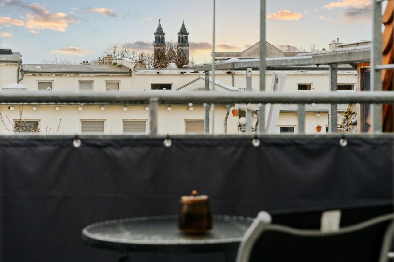 Bliss Place - Serviced Apartment - Arbeitsplatz, Zentral, Kueche, Waschmaschine, Smarttv Magdeburg Kültér fotó