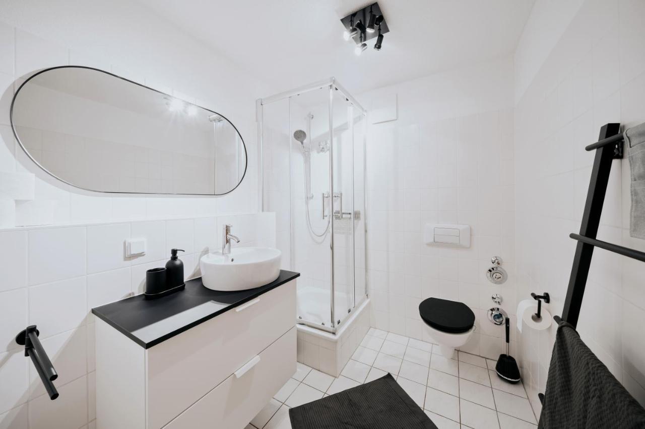 Bliss Place - Serviced Apartment - Arbeitsplatz, Zentral, Kueche, Waschmaschine, Smarttv Magdeburg Kültér fotó